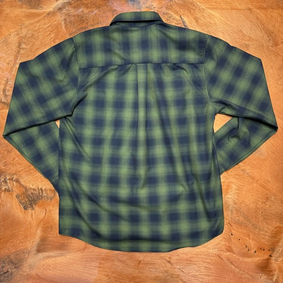 Dixxon Lone Wolf Green Plaid Button-Up Flannel Shirt - Picture 2 of 6